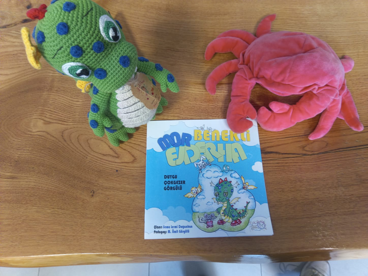 Meraklı Yengeç Masal Atölyesi İlk Bölümü Yayında!